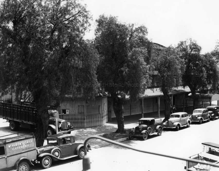 Hollywood Legion Stadium 1940 3 El Centro Ave. wm.jpg